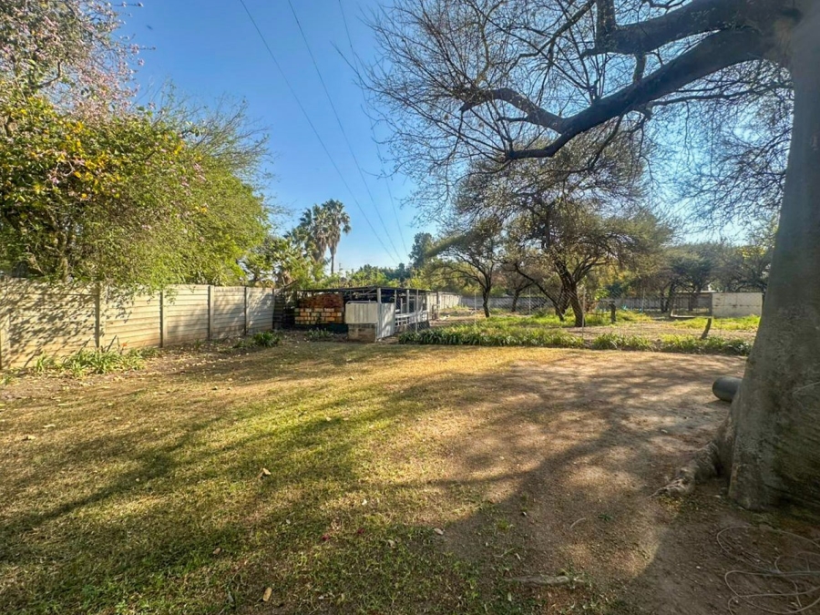 4 Bedroom Property for Sale in De Kroon A H North West